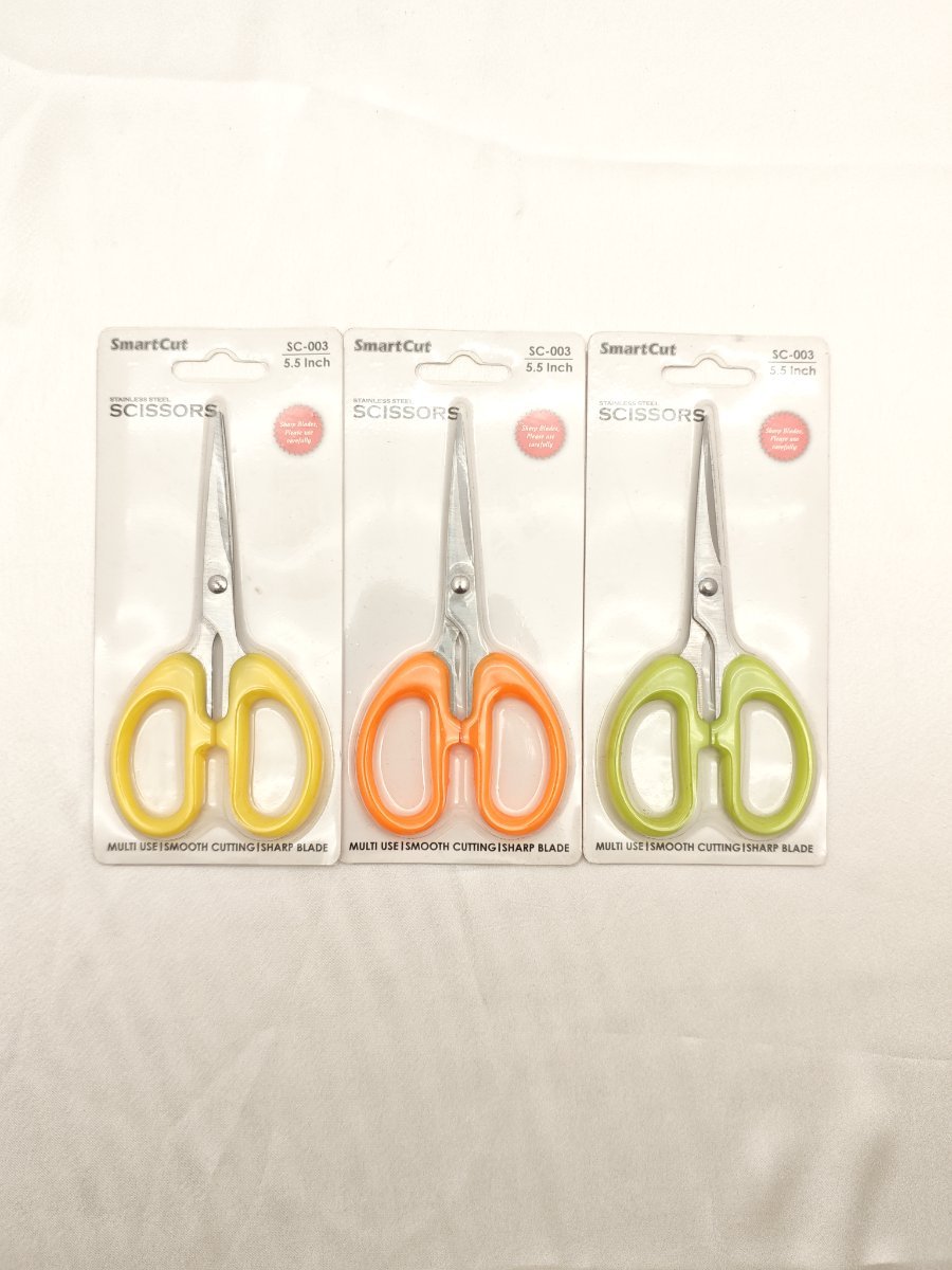 Scissors 003