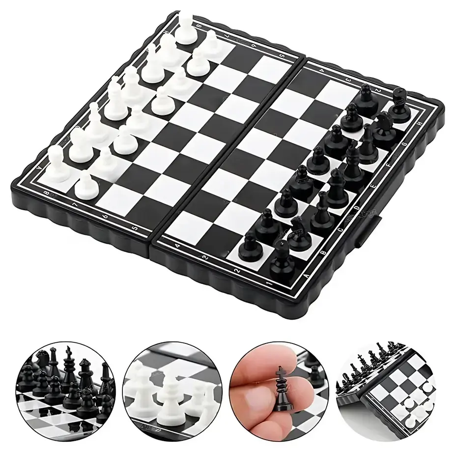 Mini Magnetic Foldable Chess Board